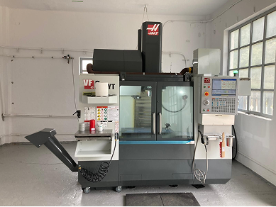 HAAS VF-2SSYT CNC mill a sosit-3